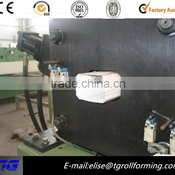 2015 New Arrival Cold Rolling Pipe Square Downspout Elbow Forming Machine photo-3