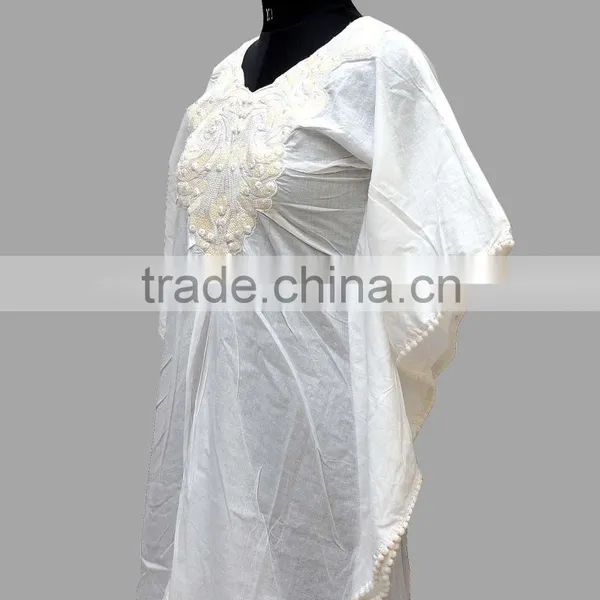 Embroidered Poncho of Cotton Fabric photo-4