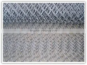 Verified China Factory Popular Perimeter Fence/Chain Link Fence Top Barbed Wire/cyclone Fence photo-4