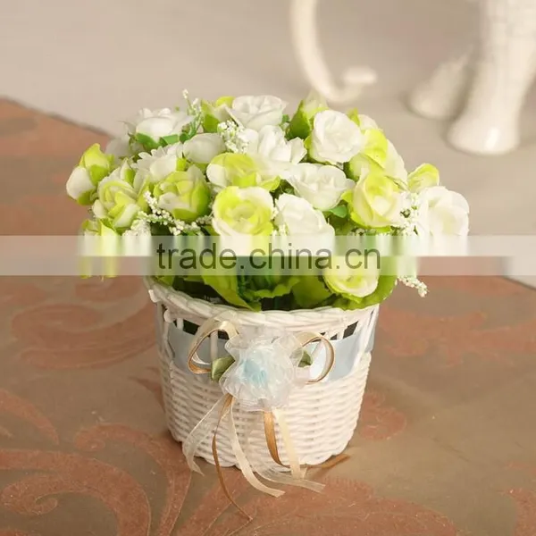 Lovely Decorative Artificial Silk Restaurant Table a Blanket of Crystal Rose Flower photo-3