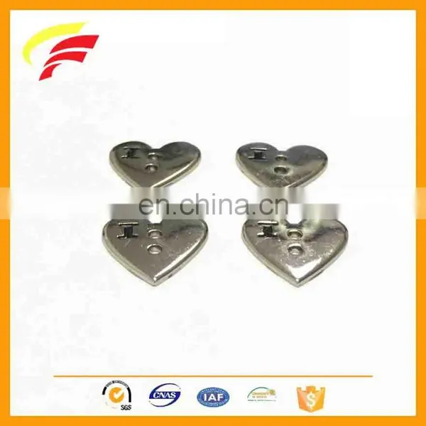 Customized Zinc Alloy Metal Two Holes Heart Shaped Button With Enamel Logo photo-2