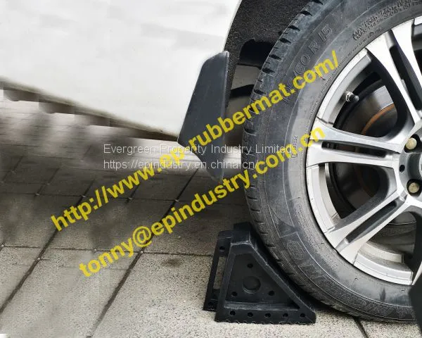 Rubber Wedge/Wheel Chock From Qingdao Singreat in Chinese(Evergreen Properity ) photo-2
