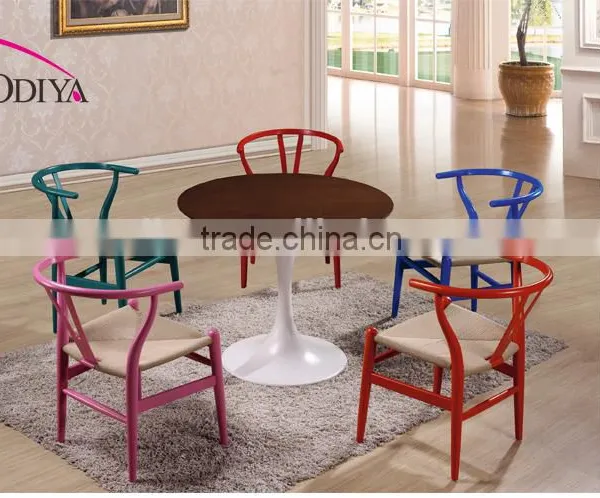 Quaint Wood Table Chair Set for Restaurant Furniture