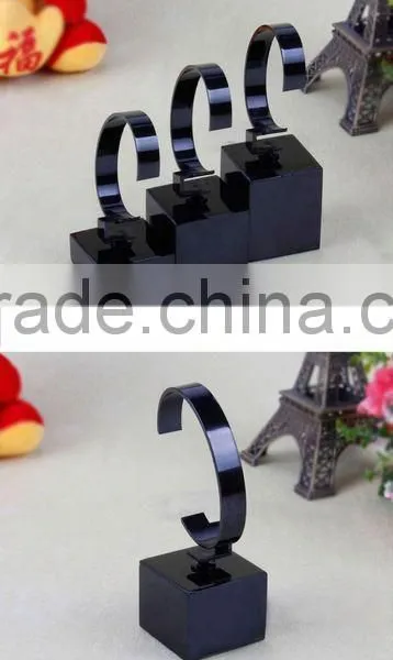 2015 Hot Design and Wonderful Brandly Apple Watch Display Stand for Promotion photo-3