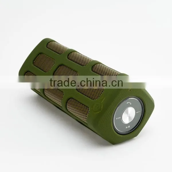 New Style Portable Outdoor Stereo Music Power Bank With Bluetooth Speaker Support Waterproof-RS7720 photo-5