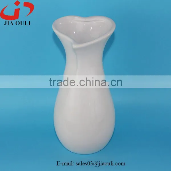 BSCI Audit Factory Cheap Heart Shape Ceramic Vase, Wedding Centerpiece Vases photo-3
