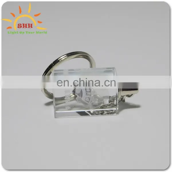 Beauty LED Light Wedding Crystal Keyring With OEM Logo Engraved photo-4