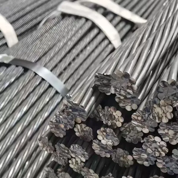 Steel Wire Rope，6×37 + FC / IWRC   High flexibility, suitable for frequent bending. Usage: winch, hoist, winding machinery.