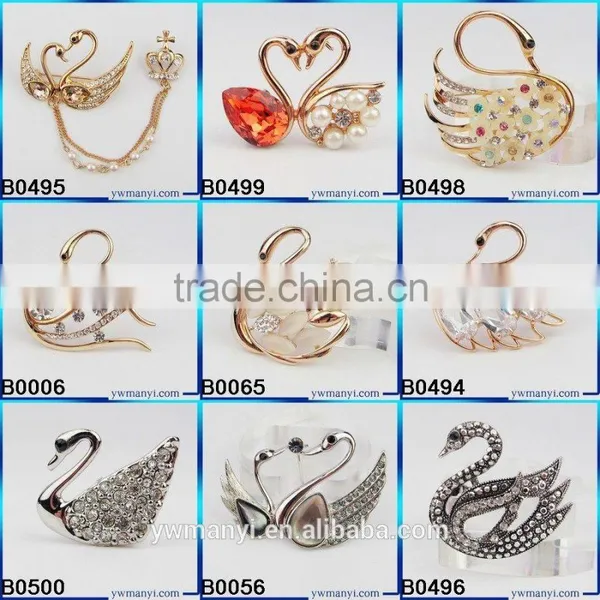 Letest Design Mushroom Logo Alloy Crystal Keychain K0009 photo-6
