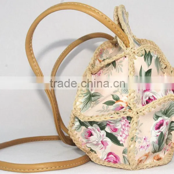 China Stylish Fashion Girls Messenger Bag Crochet Design Light Weight photo-4