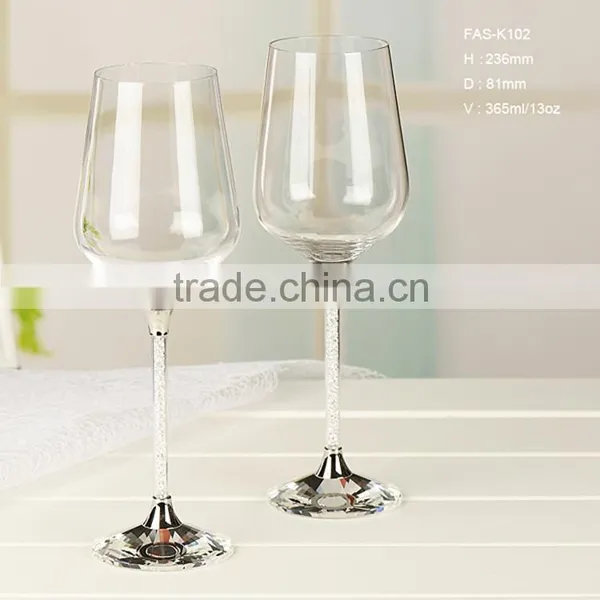 Best Price Crystal Wine Goblet Couple Toasting Glass