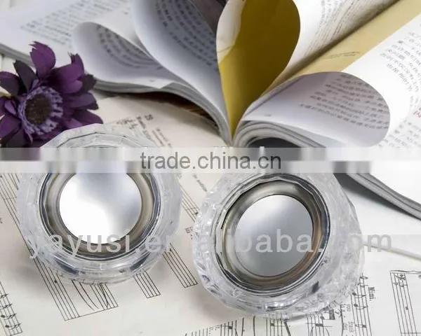 The Perfect Combination of Superb Sound and Small, Attractive Design Portable Stereo Digital Speaker photo-6