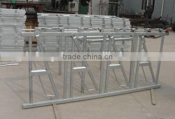 Livestock Equipment Cow Headlock Cattle Headlock Feeder