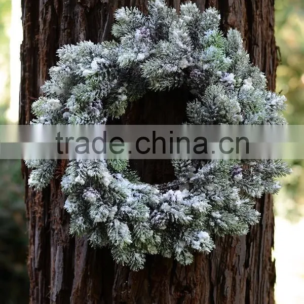 Artificial Pine Wreath Flocked photo-2