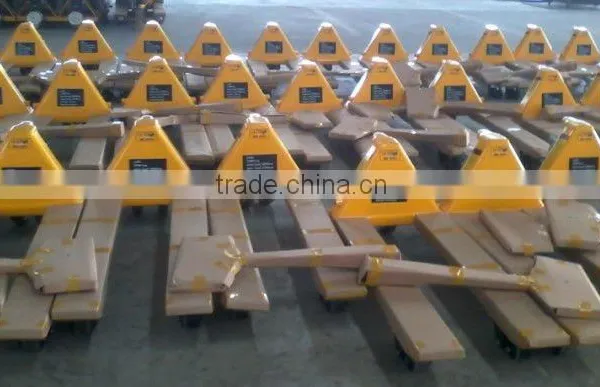 China Supplier 2ton Manual Pallet Trucks for Sale photo-2