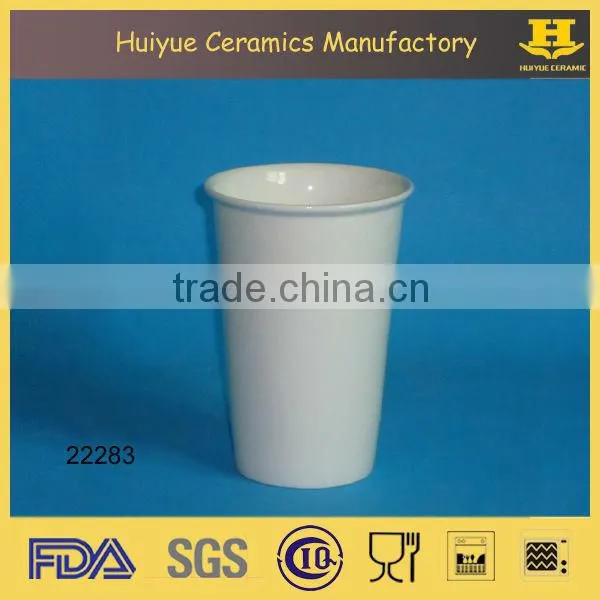 Ceramic Coffee Mug With Silicone Lid photo-4
