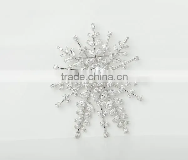 Platinum Plated Designer Christman Snow Flake Brooch With AAA+ Cz Micro Pave Setting for Women and Men photo-4