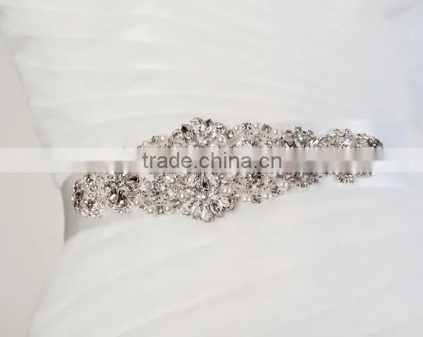 Bridal Beaded Rhinestone Appliques to Sew for Wedding Dresses and Iron on Rhinestones Appliques Wholesale photo-3