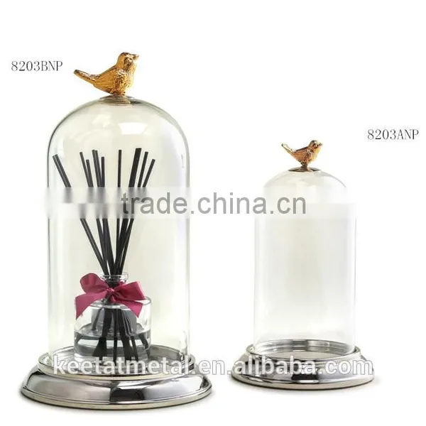 Latest Design of Bulk Glass Hurricane With Metal Stand for Candelabra for Home Decoration and Wedding