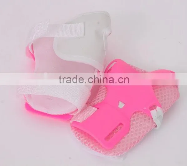 Children / Kids Protective Gear Sports Safety Pad Safe Guard Inline Roller Skating Biking Knee Elbow Wrist Support Pad and Helme photo-4