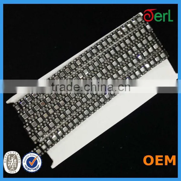 Sew-on square glass with clear diamond on black base setting rhinestone applique trimming for garment supplies