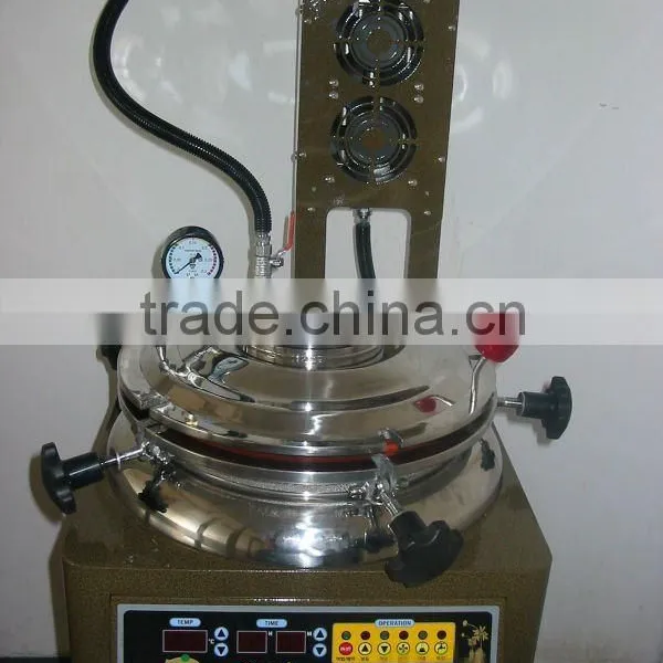 Chinese herbal decocting and packaging combination machine