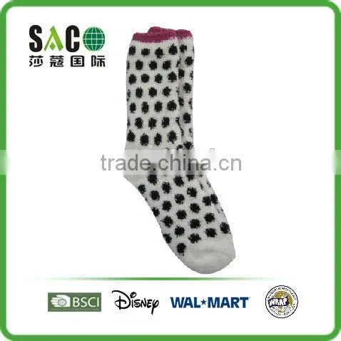 Colorful Dots Pattern Fluffy Socks photo-4