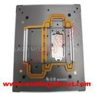 Sandwich Die With Waste Eject Cavity For Folding Boxes