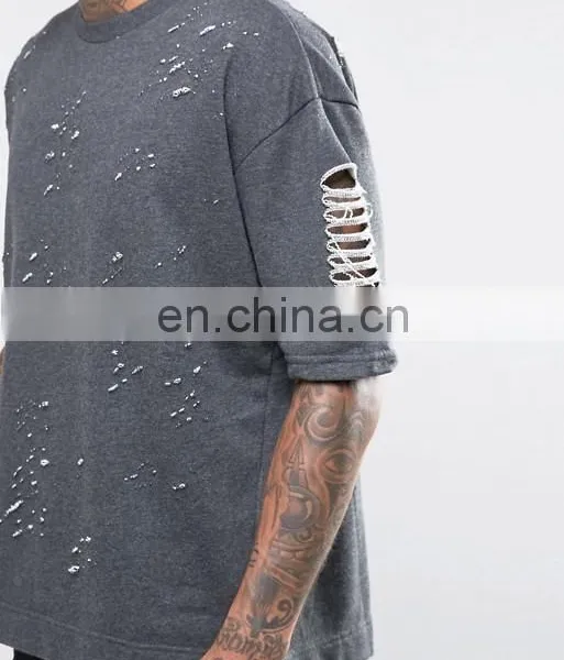 Boxy Design Crew Neck Sweatshirt With Distressing photo-3