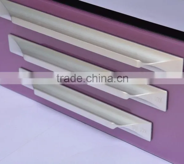 Kitchen Cabinet Aluminium Door Handle photo-5