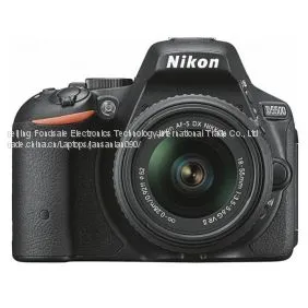 Цифровая зеркальная камера Nikon D5500 с объективом AF-S DX NIKKOR 18-55 мм