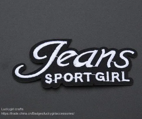 China Manufacture Factory Customize Woven Embroidery Emblem Badge photo-3