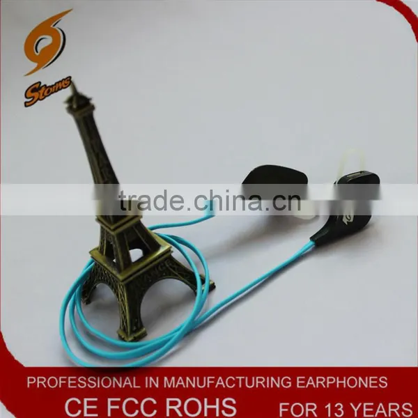 High Quality Wired Headphones With Selfie Function , Vivid Voice, Silicone Hook photo-2