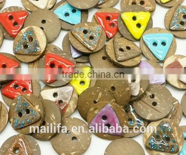 Fancy 2 Holes Colorful Red, Blue, Yellow, Coffee Triangle Oil Enameling Coconut Shell Button photo-2