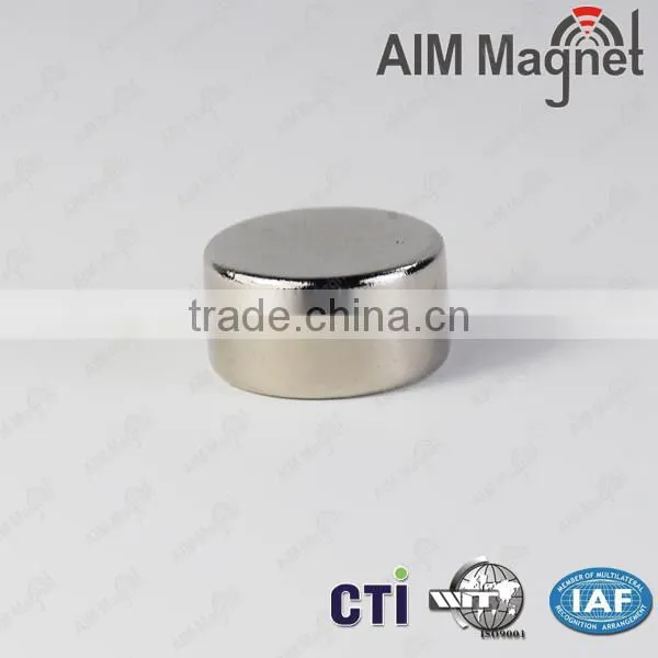 Strong Disc Shaped N42 Neodymium Magnet 30mm x 5mm photo-3