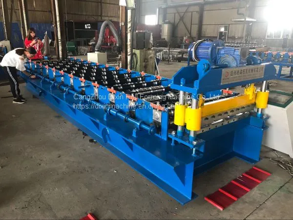 Low Price Full Automatic Trapezoidal Roofing Panel Sheet Roll Forming Machine photo-4