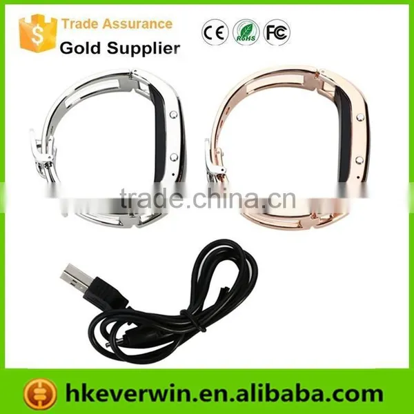 Smart Bluetooth Bracelet D8 With Camera Remote Control and Sleep Management photo-3
