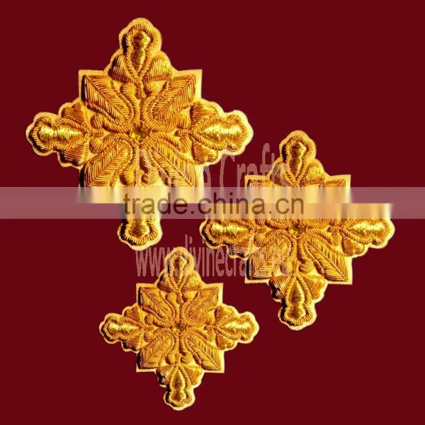 Stunning Cross Set