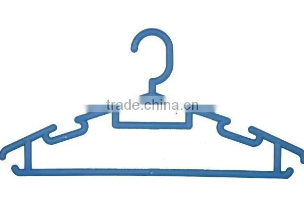 PLASTIC CLOTH HANGER 406