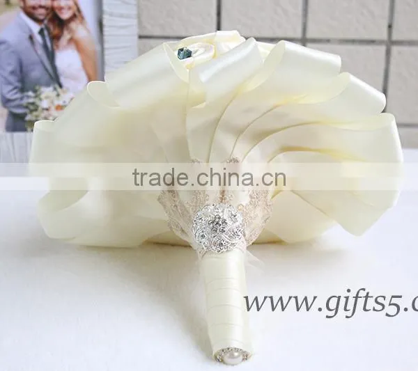 Elegant White Wedding Bridal Bouquet With Blue Ctrystal Wholesale photo-4