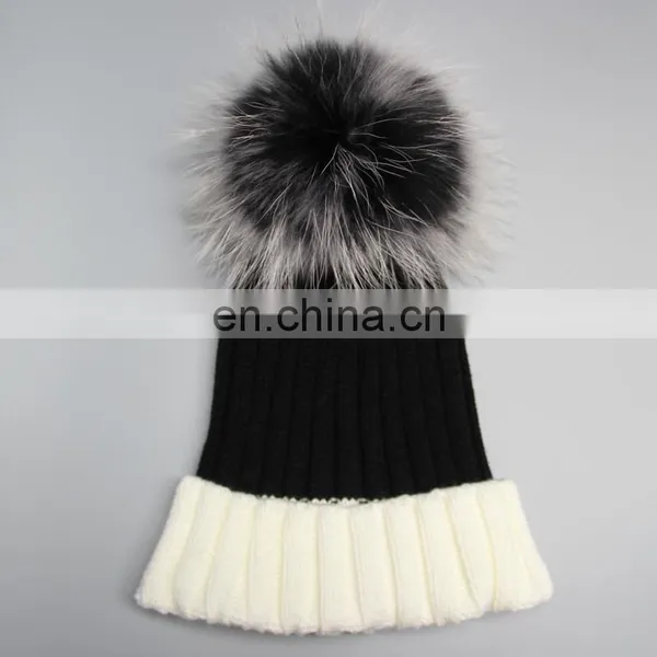 Women Raccoon Fur Poms Hat With Large Poms Wholesale China Knitting Fur Poms Hat photo-5