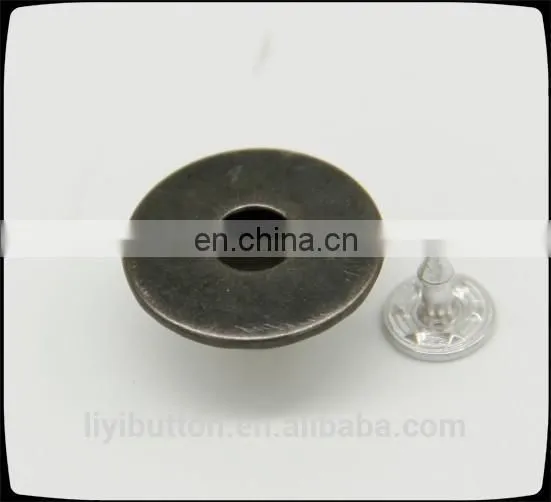 Open Cap Screw Spray Yellow Oil Button, Wholesales Button Down Shirts photo-3