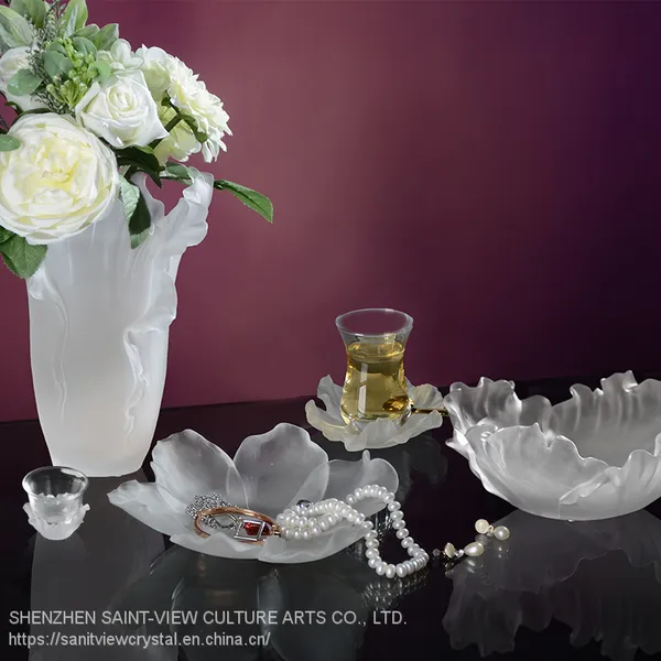 SAINT-VIEW Hot-selling Design Modern Frosted Colored Crystal Glass Vases for Wedding Centerpiece photo-2