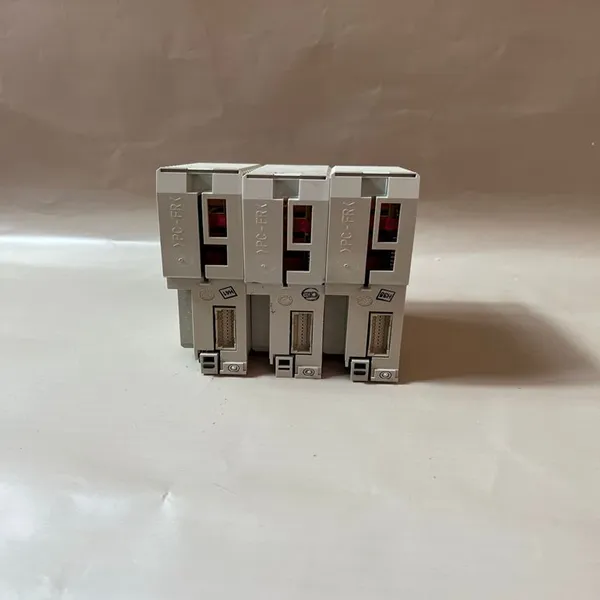 DAP212 SCHNEIDER Output Module photo-2