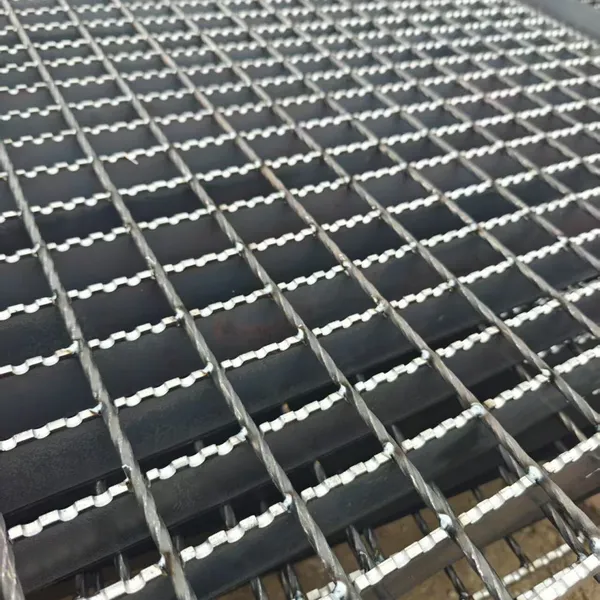 Interlocking Steel Grating for Retrofit and Renovation Projects