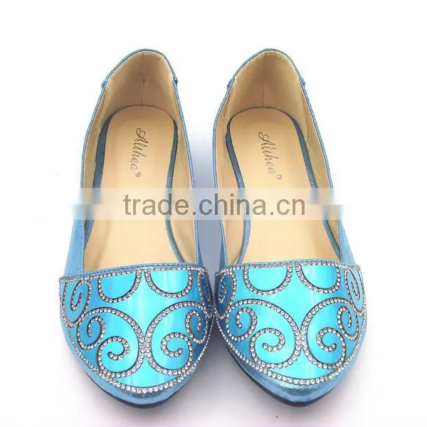 New Fashion Shining Flower With Diamond Lady Flat Shoe Dress Shoes in Stock photo-2