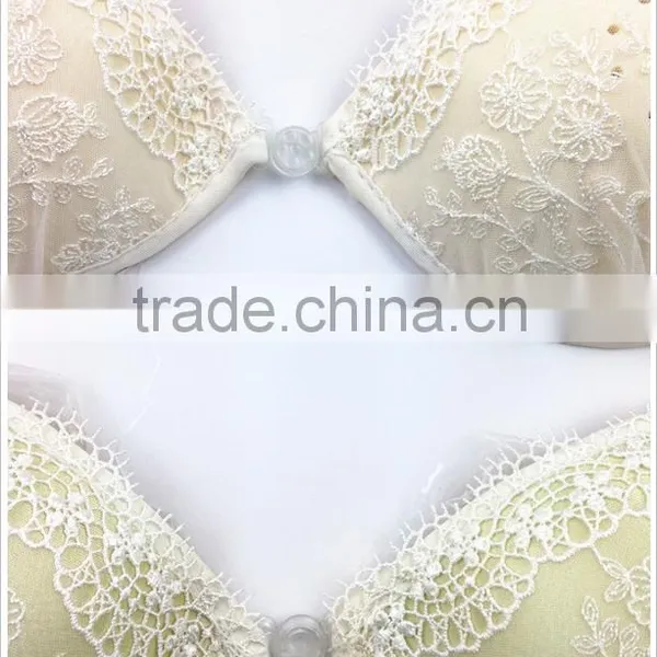 Romantic Design Strapless Sexy Girl Lace Bra for Wedding photo-3