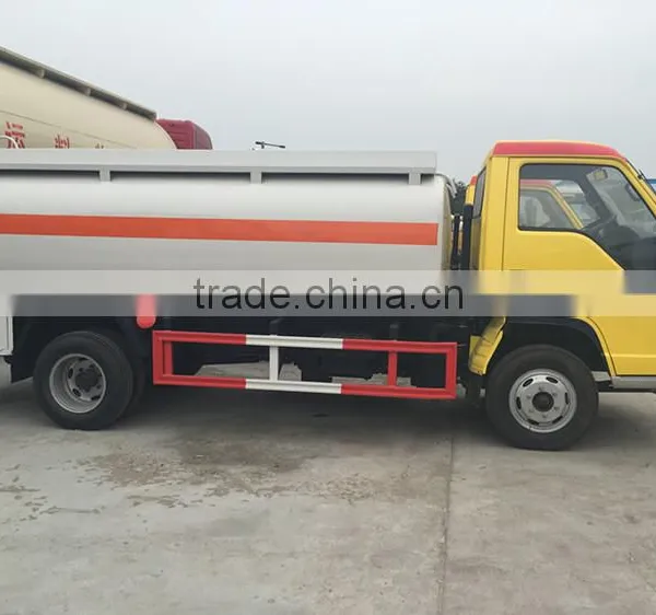 Hot Export 5000liters Right Hand Drive Fuel Tank Truck photo-4