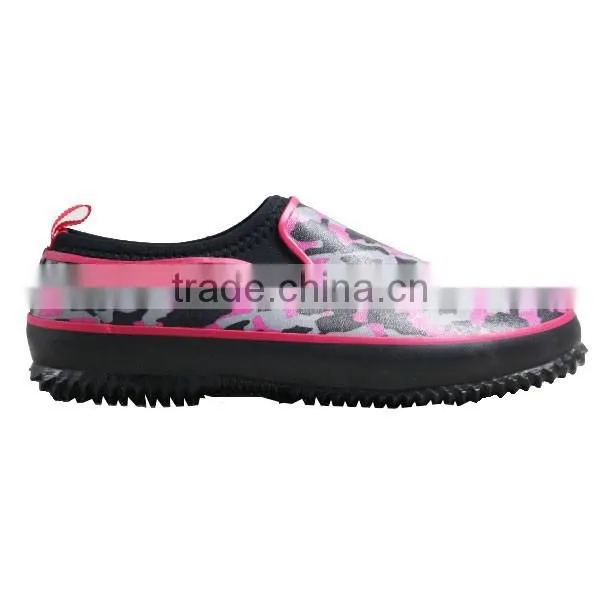 Ladies Pink Camo Warm Waterproof Neoprene Garden Shoes photo-5