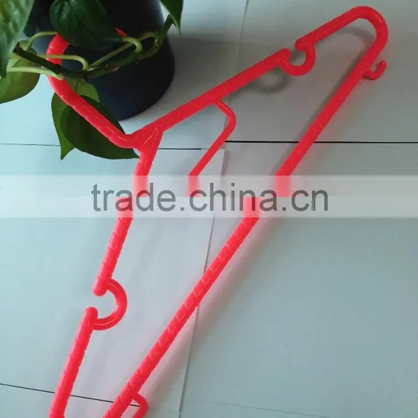 2017 China Supplie Hot Sale Plastic Hanger for Dress photo-5